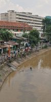 1024px Ciliwung 100303 0435 jkt