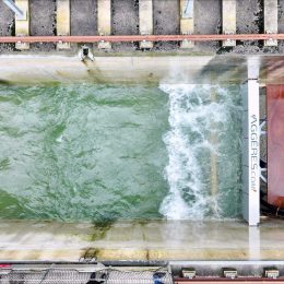 Deltagoot proef zelfsluitende waterkering