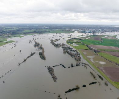 Luchtfoto hoog water I Jssel januari 2024