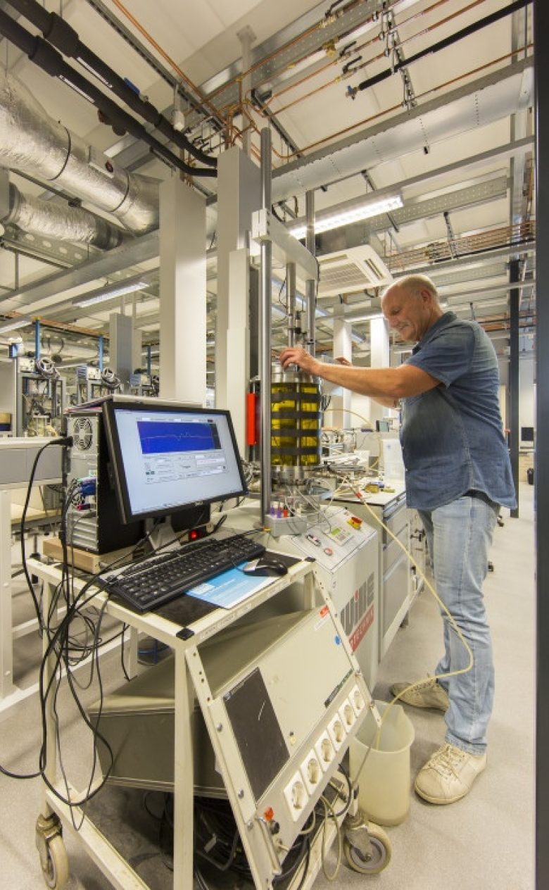 Geotechnisch lab 490x735