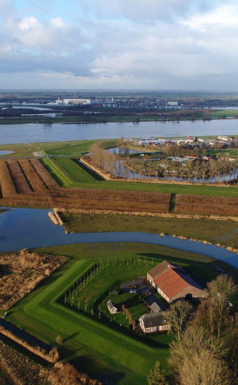 Luchtfoto fort bron robbert de koning