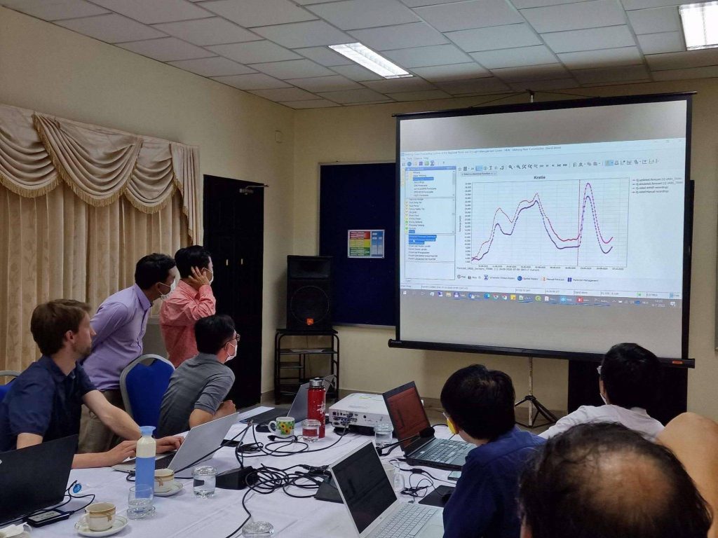 This project was conducted in collaboration with organizations around the world. This makes digital communication necessary. But working on location can also be very valuable, allowing small and larger problems among local people to be seen and solved much more quickly.
