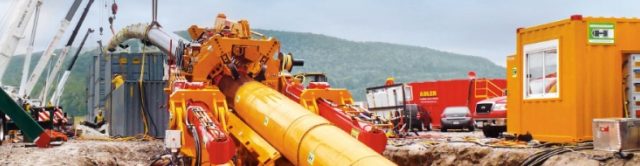Pipe thruster en MTBM bij een installatie met Direct Pipe methode (bron: Herrenknecht AG)