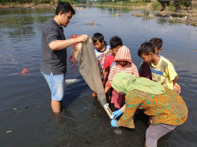 onderzoek microplastics in Indonesië