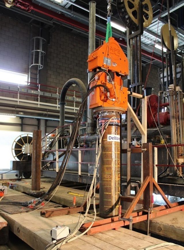 The Water-Soil flume facility