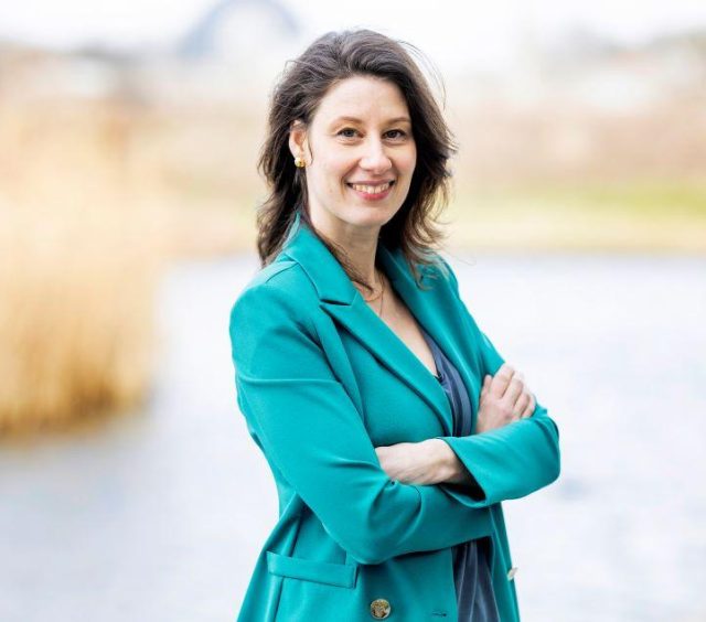 GS PLENKER DESIREE 002